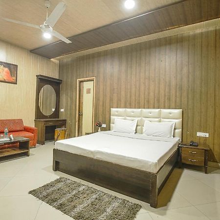 Hotel Hk Continental Amritsar Luaran gambar
