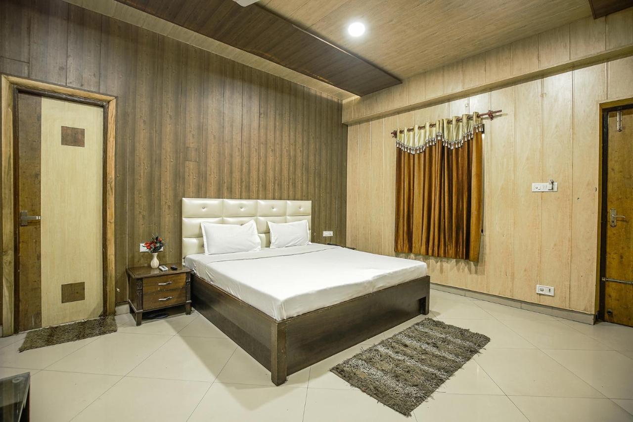 Hotel Hk Continental Amritsar Luaran gambar