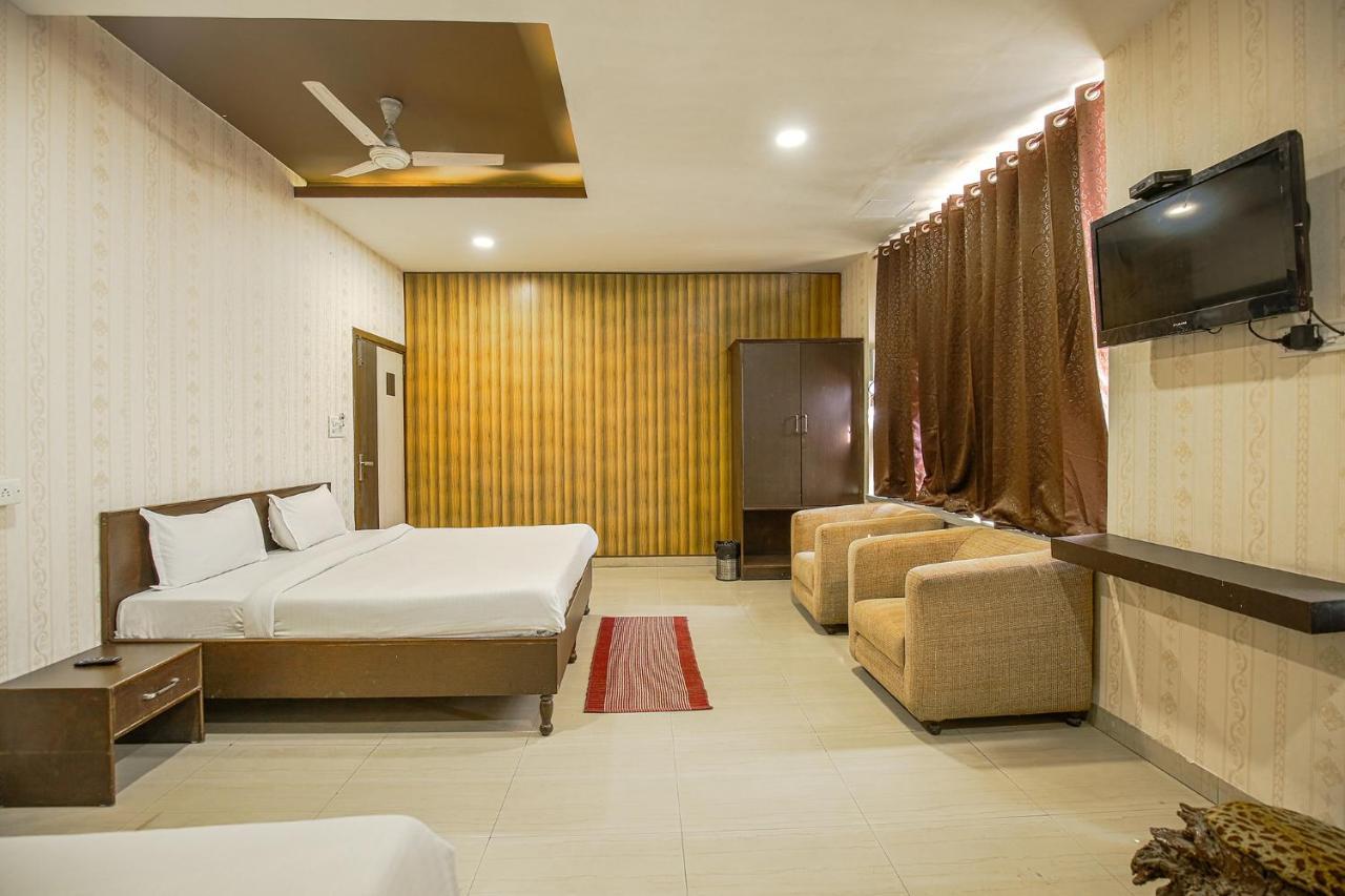 Hotel Hk Continental Amritsar Luaran gambar
