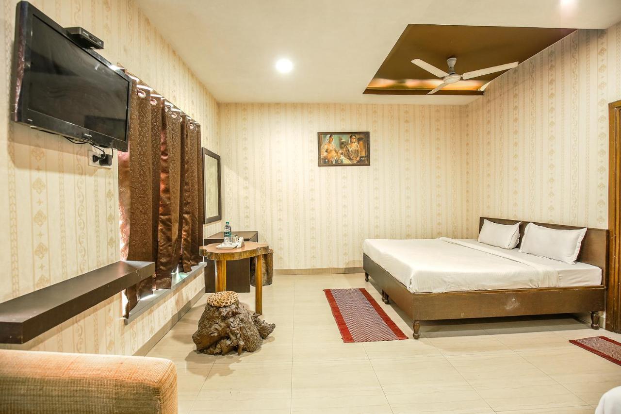 Hotel Hk Continental Amritsar Luaran gambar
