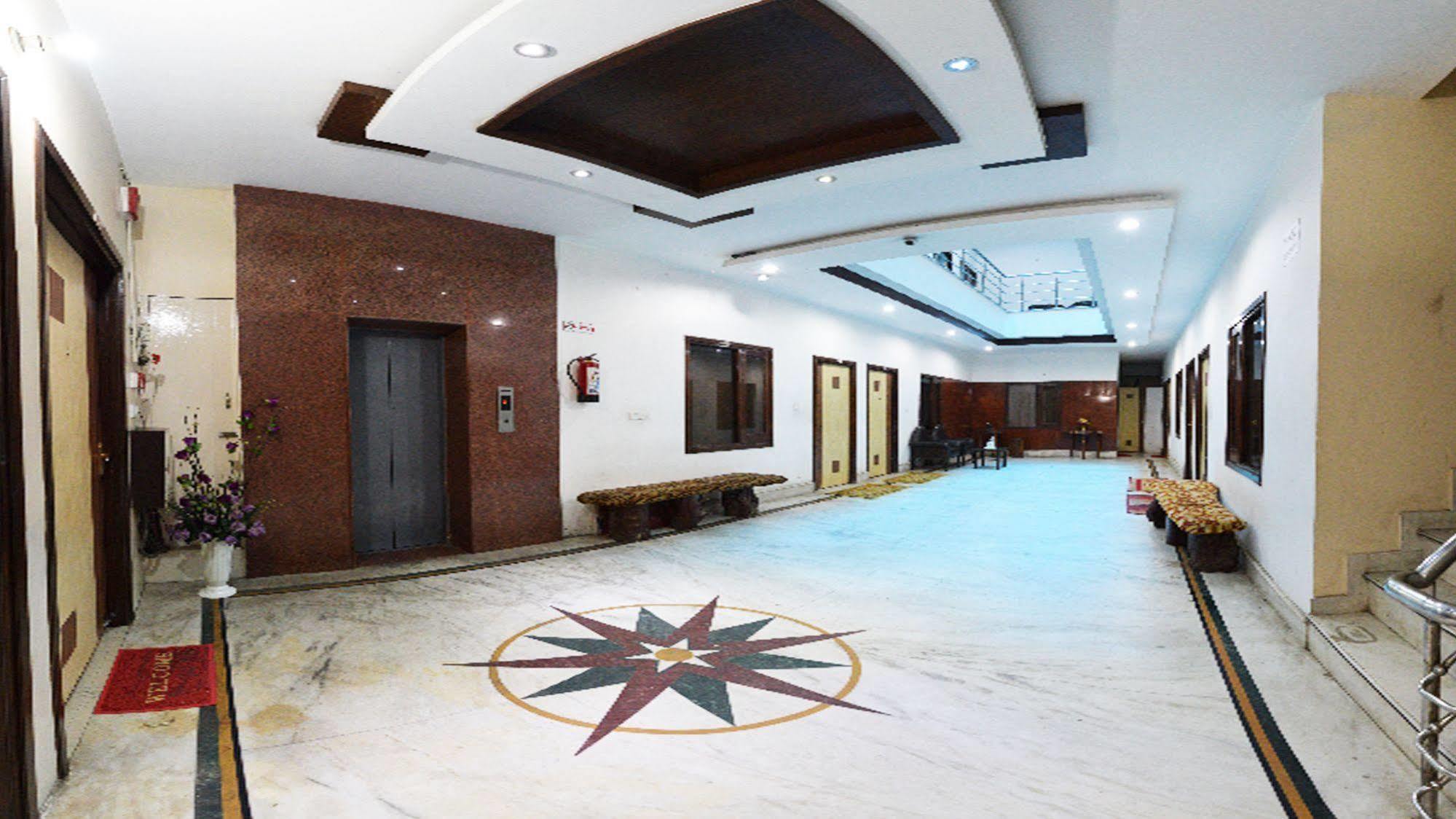 Hotel Hk Continental Amritsar Luaran gambar