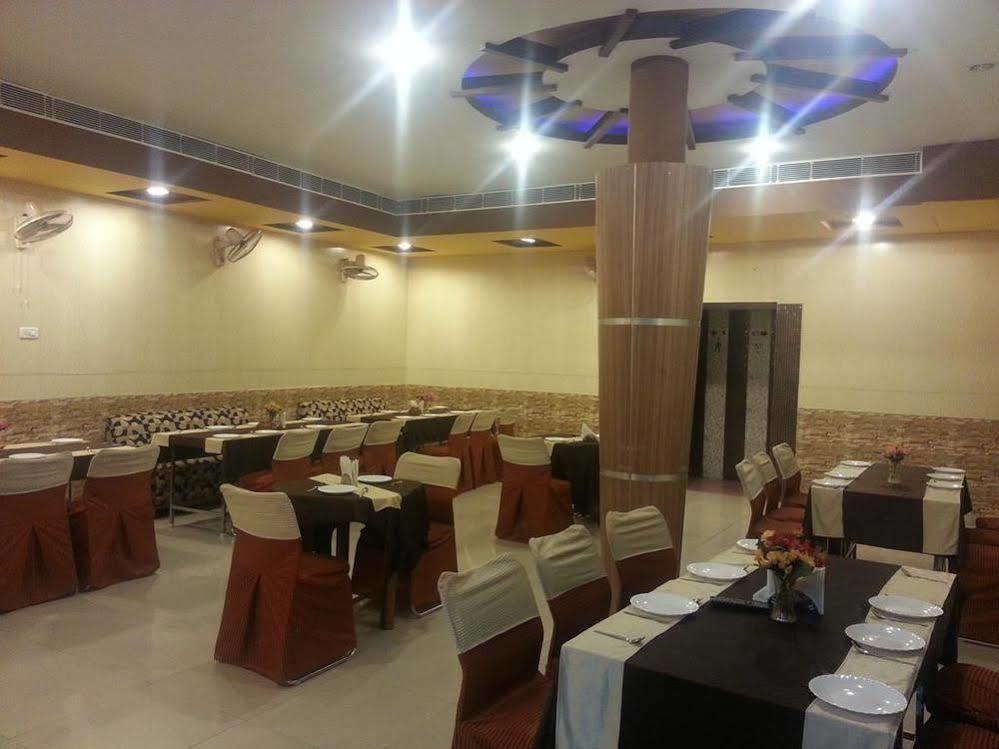 Hotel Hk Continental Amritsar Luaran gambar